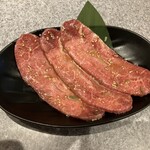 焼肉三味亭 - 和牛ツラミ塩焼き