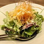 アシェット - チーズとアンチョビのサラダ