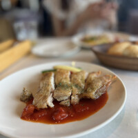24/7 restaurant - 