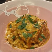 biodinamico - 濃厚トマトソースにニンニクや赤唐辛子を効かせたパスタ