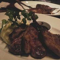 37 Steakhouse & Bar - 