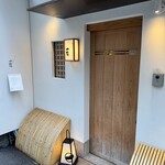 天ぷら 心斎橋 一哲 - 玄関