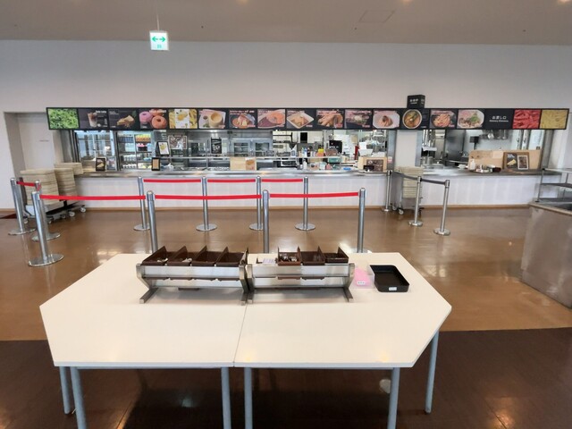 SUZUKA-ZE （すずかぜ） - 鈴鹿サーキット稲生/食堂 | 食べログ