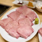 焼肉乃 富士吉 - 特上タン塩