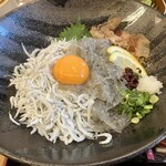 シーラス ファクトリー - 釜揚げと生しらす