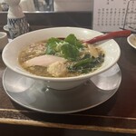 金町製麺 - 煮干し中華そば（麺半）