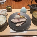 青山 おとと - 全景