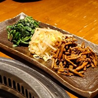蕃 YORONIKU - ３種のナムル