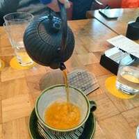 ザ タヴァン グリル＆ラウンジ - 