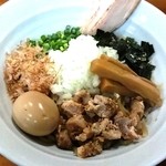 麺屋　むじゃき -  まぜそば+鶏チャー+辛肉味噌ハーグ