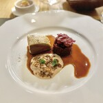 THE LISBETH - ⑨ガチョウのパセリクリーム焼き レバーピュレ 赤キャベツのザワークラウト