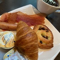 リュクス ダイニング ハプナ - パンやクリスピーベーコンが 美味しかったよ♡♡