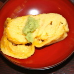 そば処 承知庵 - 玉子焼きは濃厚でフワフワでダシも効いて美味しい。