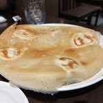 四川家庭料理 楊八戸 - 焼き餃子。羽が凄い！