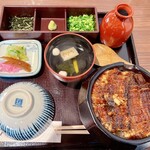 あつた蓬莱軒 本店 - 