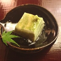 懐石料理 桝田 - ヨモギ入り胡麻豆腐〜
                ぷにぷに美味しぃ〜( ∩ˇωˇ∩)