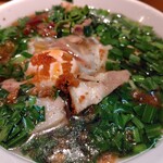 麺家 たけ田 - にら玉肉そばアップ