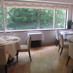 ミッシェル ナカジマ -  ２０１４年５月、窓から見える緑が気持ち良い♪