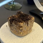 プレゼンテ スギ - ⑫立方体（胡桃パン、神奈川産黒トリュフ）