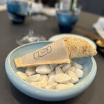 プレゼンテ スギ - ⑥楽しみな給食（クロワッサン、メープルシロップ、いすみ産手作り黄な粉）