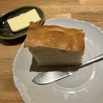 洋食 おがた - ランチのパン