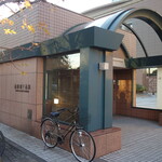 277582708 - 連絡地下通路でB1へ。