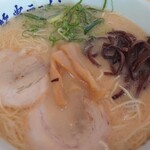 九州筑豊ラーメン山小屋 - 料理写真:ラーメン(大盛)