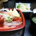 喜来鮨 - 生ちらし(700)