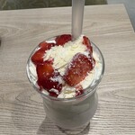 ベルヴィル - 生クリームだけで食べてみる
