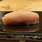 登喜和鮨 - 寒ブリのブリフィーユ