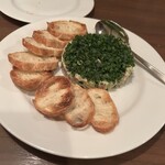 ブラッスリー レキップ - マグロとアボカドのタルタル1430円