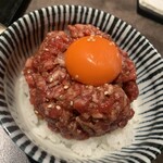 焼肉ハウス大将軍 - ユッケ丼