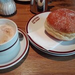 Schmalznudel - Cafe Frischhut - 