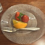 横浜瀬里奈 ステーキドーム - 