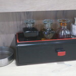 鳳蘭 - 卓上調味料