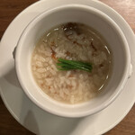韓式料理 ムグンファ - お粥だけでも美味しいのにせこ蟹ダイブさせたら激ウマ