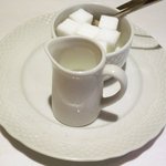 RESTAURANT La Neige - Ａランチ 1500円 のミルクと角砂糖