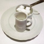 RESTAURANT La Neige - Ａランチ 1500円 のミルクと角砂糖