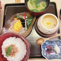 幸 - 焼物、吸物、茶碗蒸し、じゃこご飯