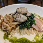 セキレイ - 牡蠣とほうれん草