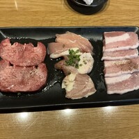 焼肉の龍園 小倉本店 - 