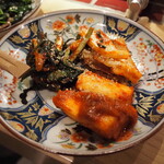 高円寺 焼肉ここち - キムチ盛合せ