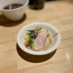 麦処 八と丁 - 具