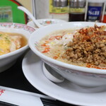 餃子の王将 - 野菜たっぷり担々麺＆天津飯