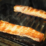 高円寺 焼肉ここち - しっかり焼いて