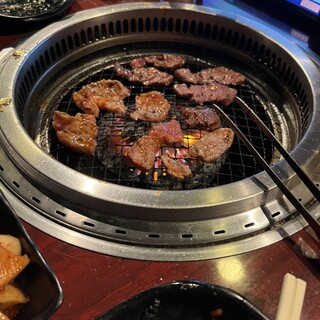 NO.1 焼肉しゃぶしゃぶ 食べ放題_0