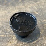 レヴォ - ・柚子シロップのジンジャーエールカクテル