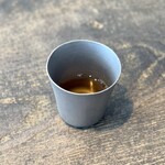 レヴォ - ・ヨモギとローズマリーのティー