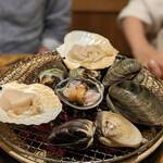 地酒と貝料理 海鮮浜焼き 浜や - 