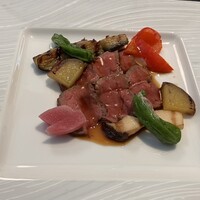 久右衛門邸 - ローストビーフグレイビーソース